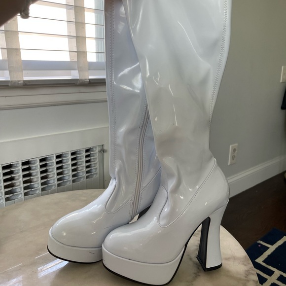 Shoes - White Under Knee Patent Leather Platform GoGo Boots